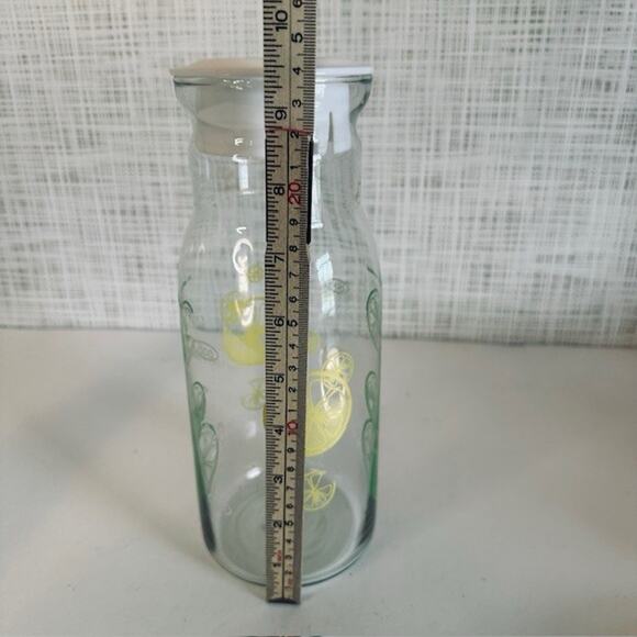 Pyrex Lemon Lime Glass Carafe Pitcher w/Lid Yellow/Green 1 Quart Vintage - Picture 10 of 11